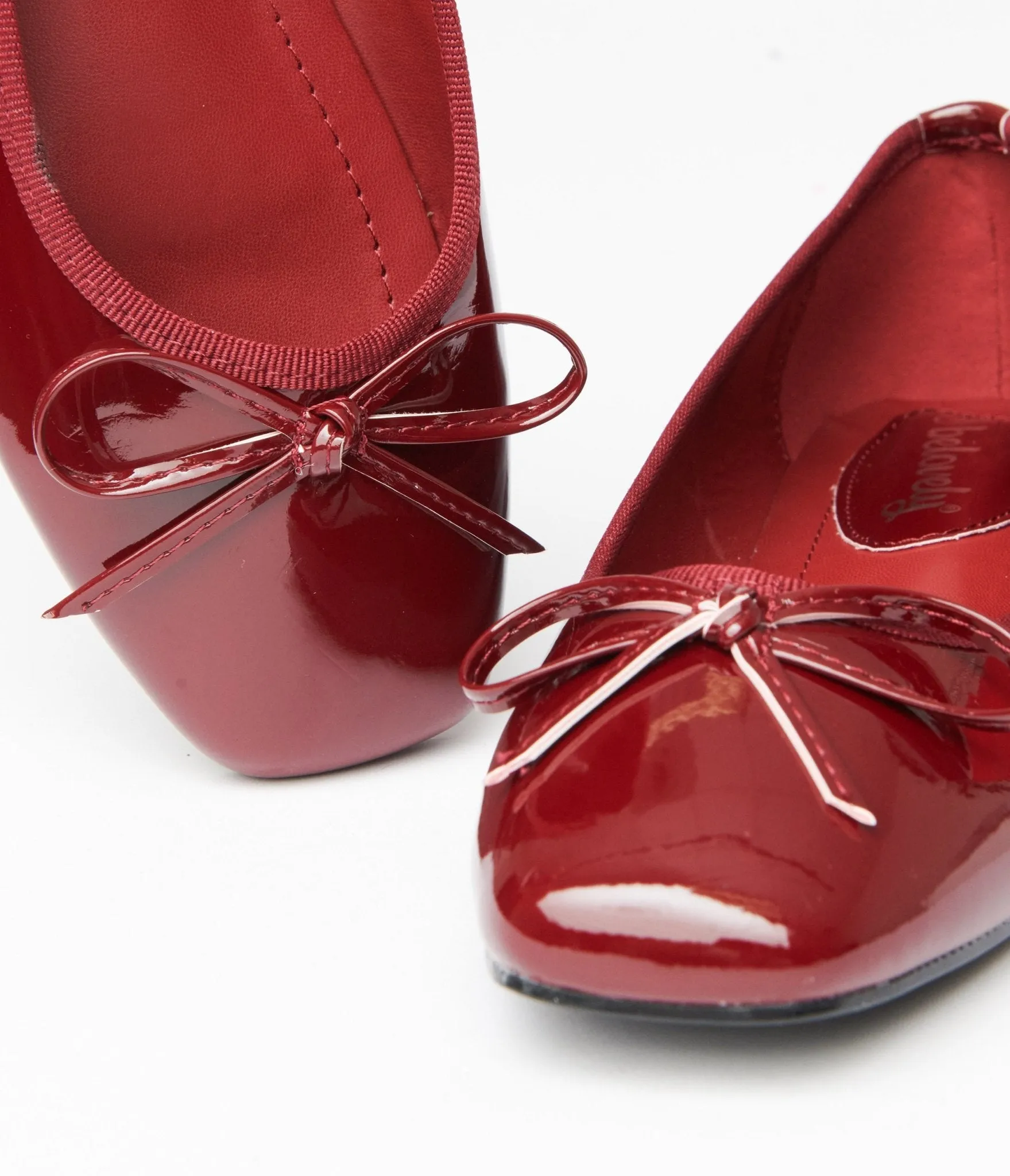 1960s Burgundy Patent Leatherette Flats