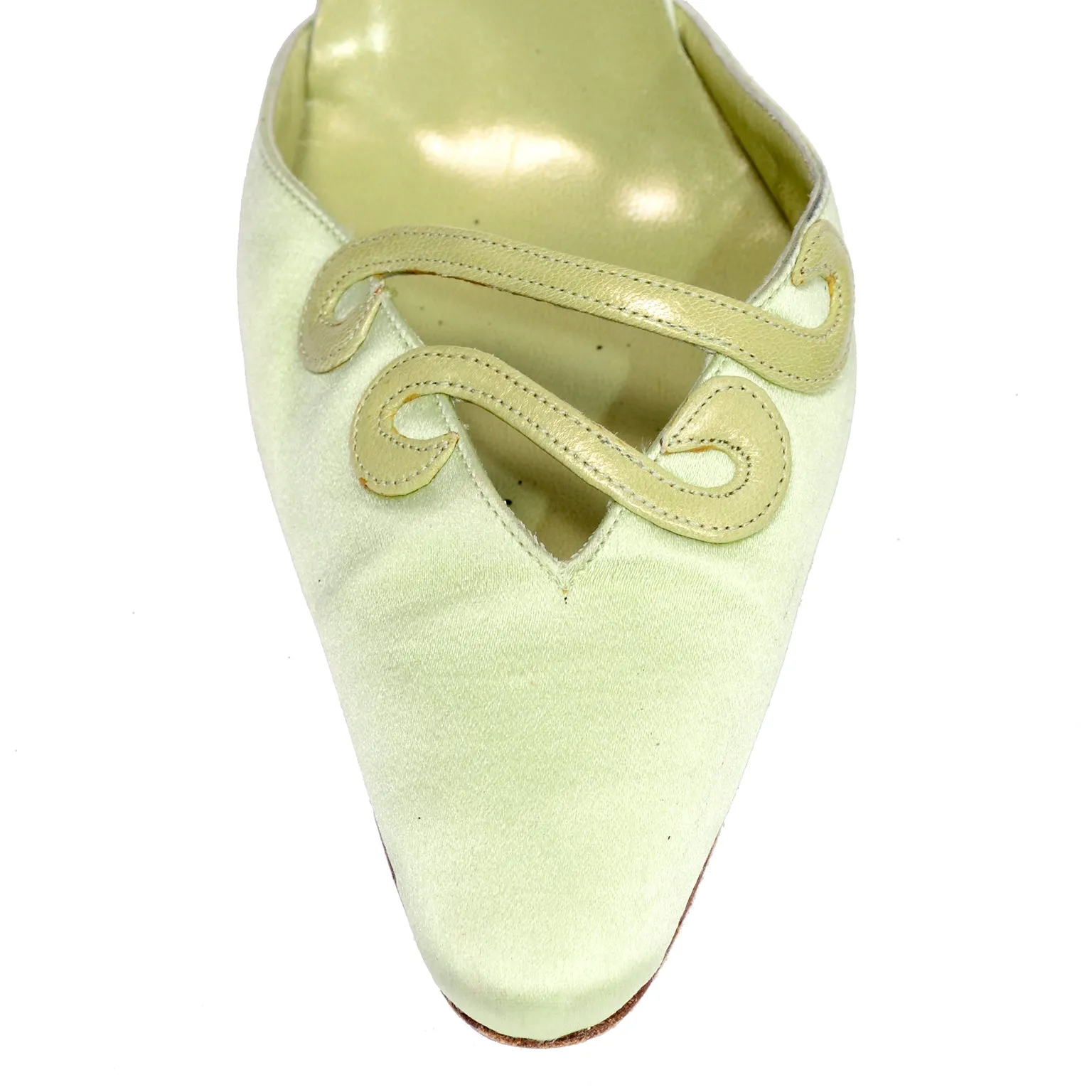 1990s Manolo Blahnik Green Carolyne Slingback Heels w/ Swirls Size 37.5