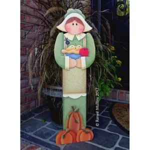 #717  Pilgrim Girl Porch Greeter