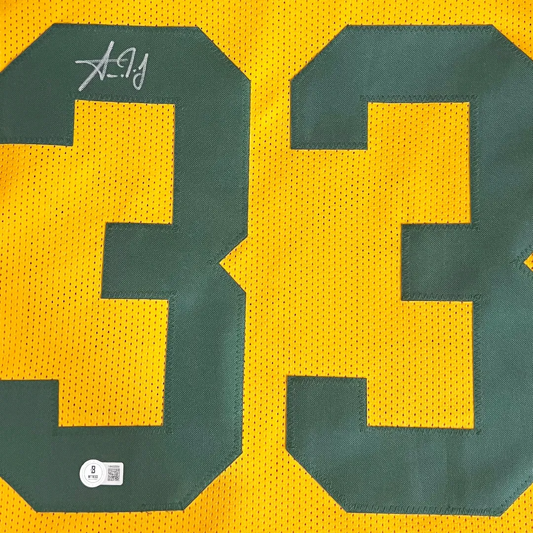 Aaron Jones Signed Green Bay Yellow Football Jersey (Beckett)