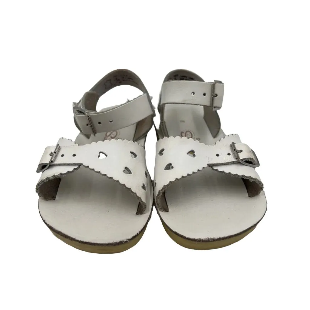 Buckle Sandals / Hearts