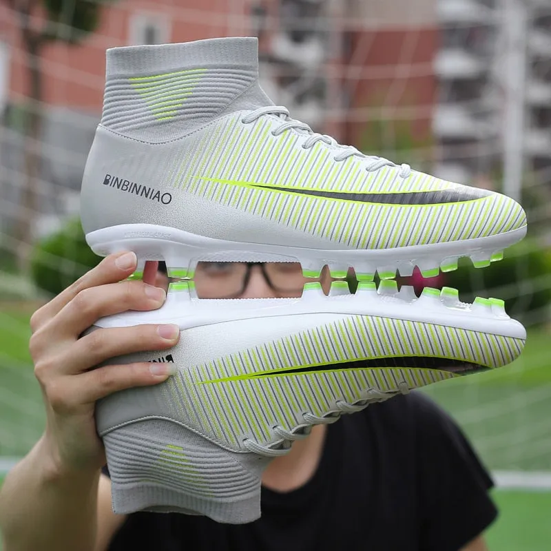 Indoor Outdoor Soccer Shoes for Men Women Football Shoes Kids Training Sneakers Spikes Soccer Cleats Futsal Football Boots