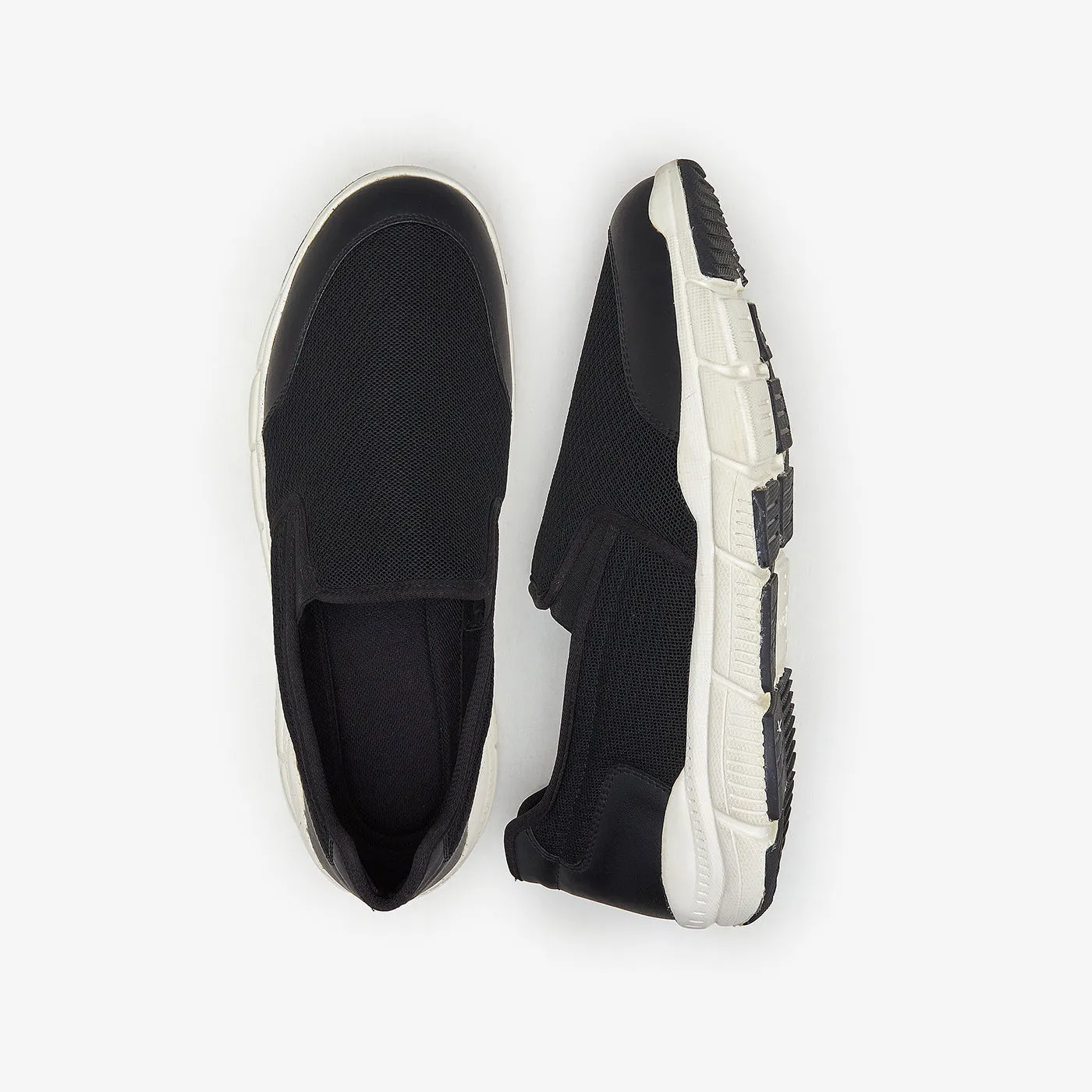 Men's Durable Mesh Slip-Ons