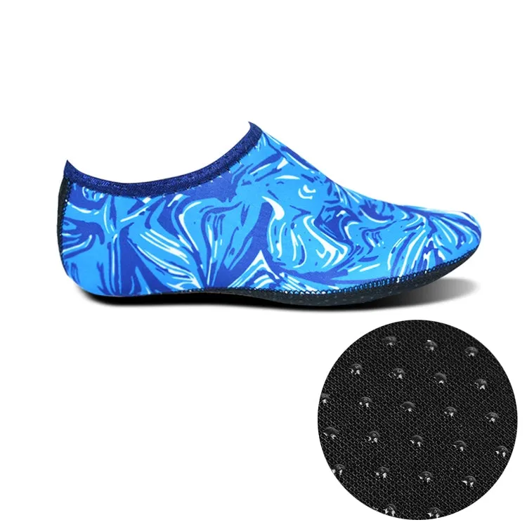 Non-slip Plastic Grain Texture Thick Cloth Sole Printing Diving Shoes and Socks, One Pair(Blue Figured)