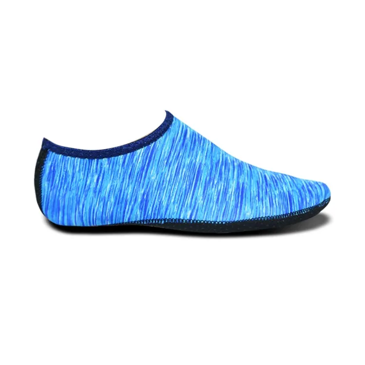 Non-slip Plastic Grain Texture Thick Cloth Sole Printing Diving Shoes and Socks, One Pair(Blue Lines)