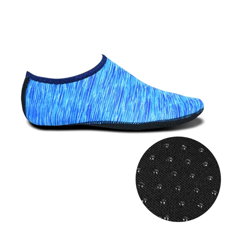 Non-slip Plastic Grain Texture Thick Cloth Sole Printing Diving Shoes and Socks, One Pair(Blue Lines)