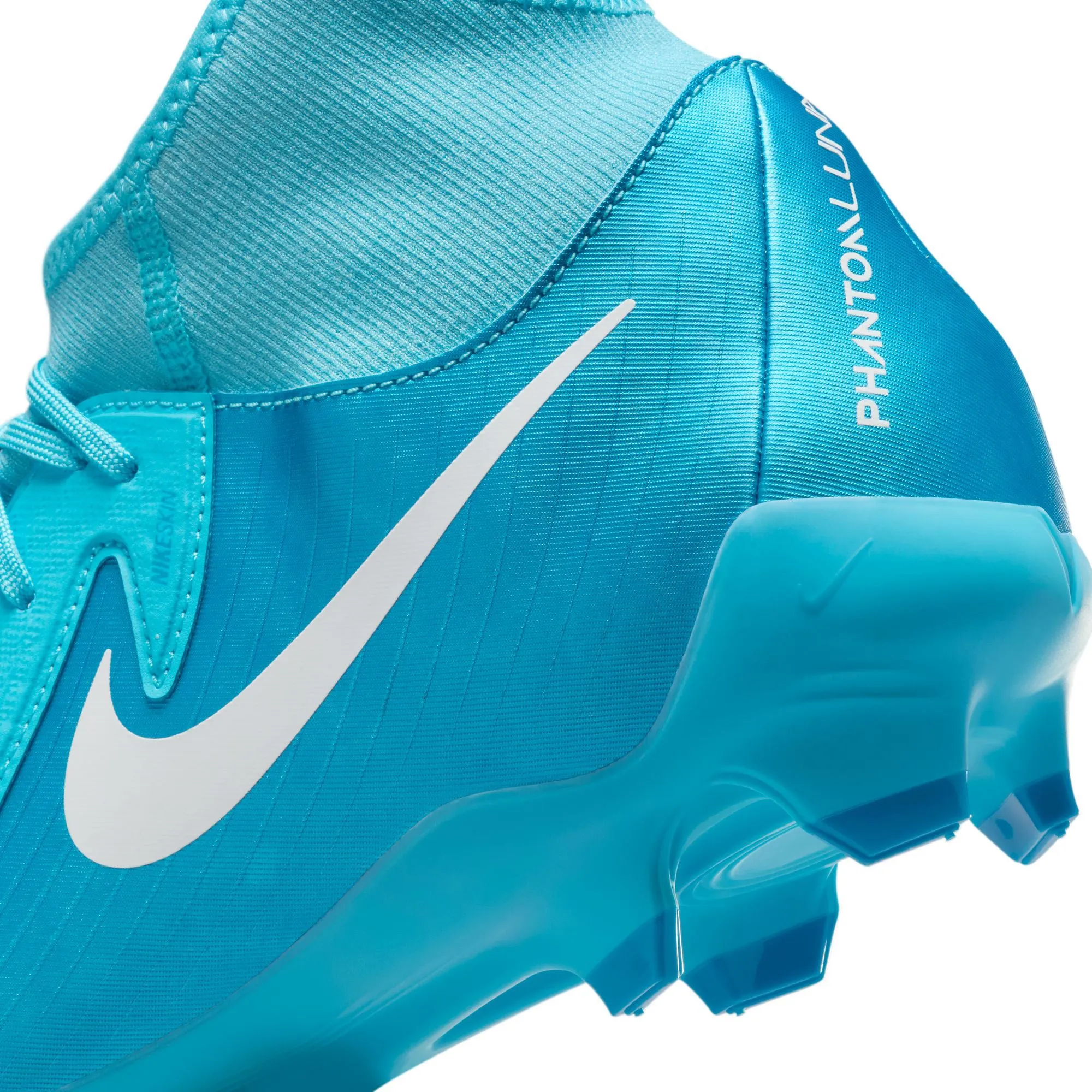 Phantom Luna 2 Academy MG High-Top Football Boots