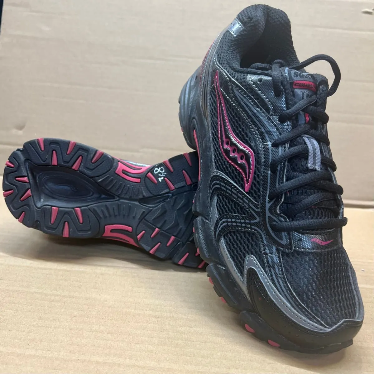 SAUCONY Women's Grid • Cohesion 4• Running Shoe  - Black/Pink