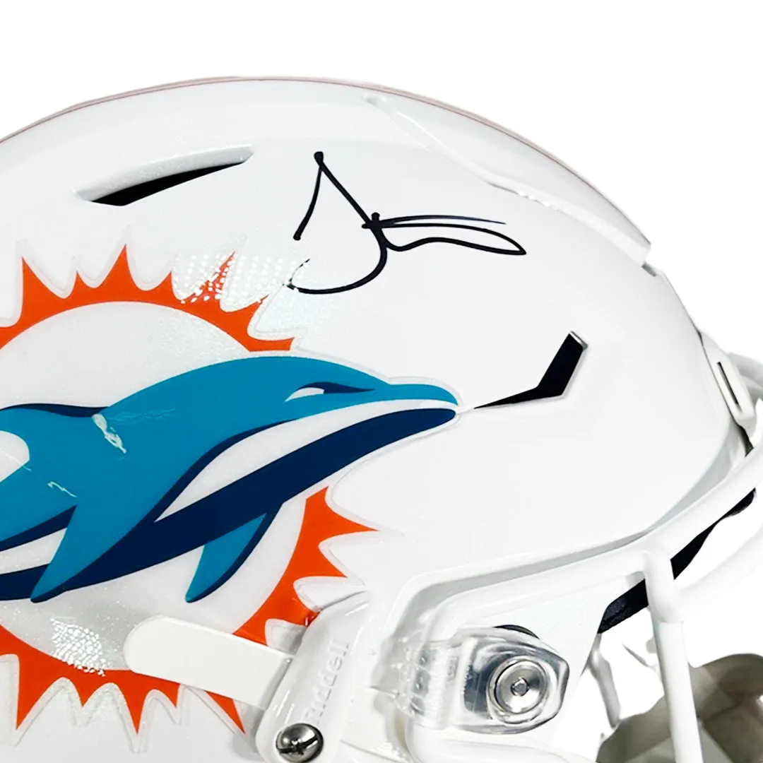 Tyreek Hill Signed Miami Dolphins Authentic SpeedFlex Full-Size Football Helmet (Beckett)