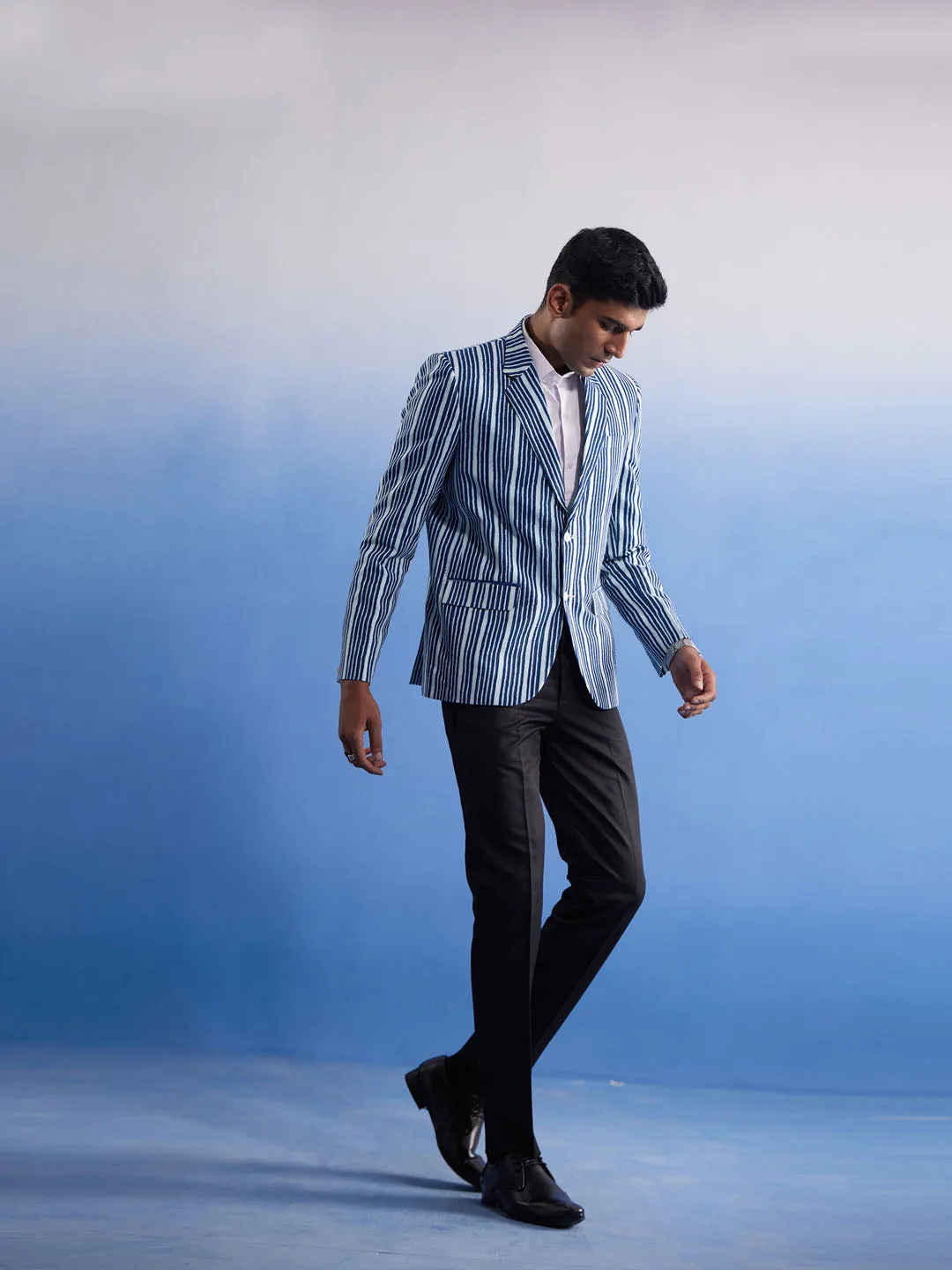 Vastramay Men's Blue And White Striped Blazer