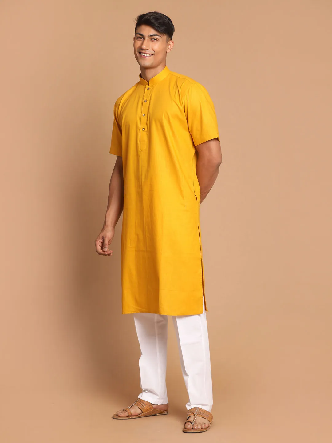 Vastramay Men's Mustard Solid Kurta Set