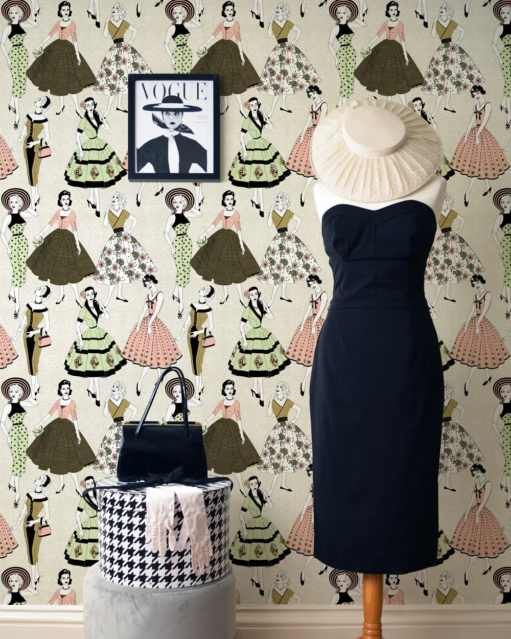 Vintage Dress (Palm Springs) - Wallpaper